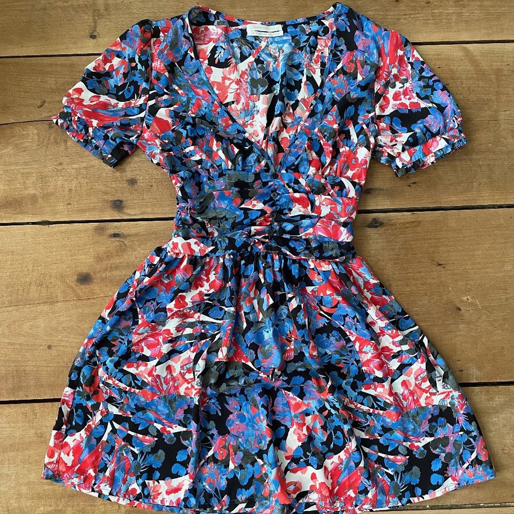 cute floral dress!